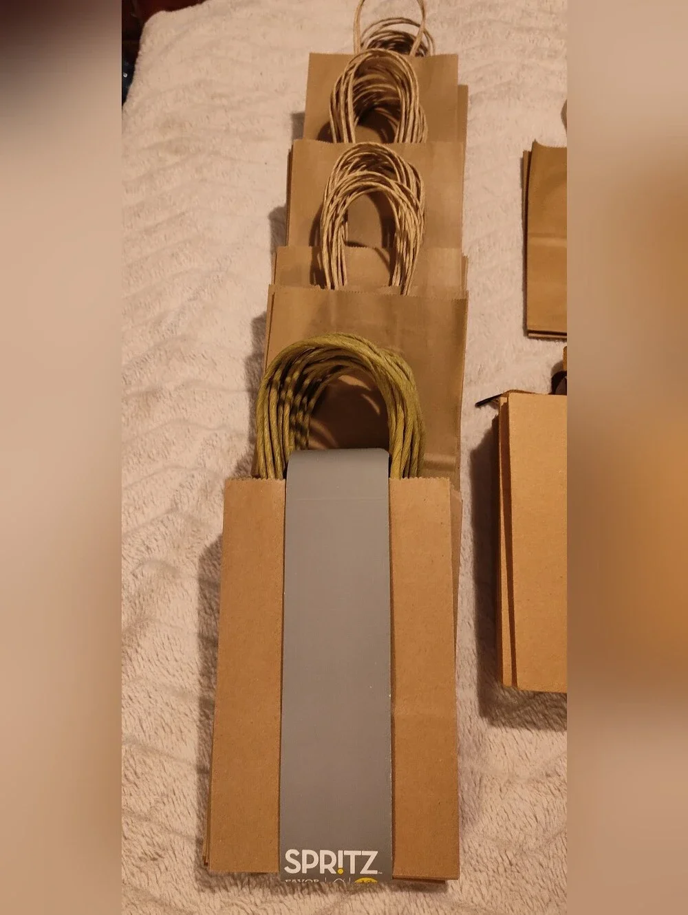NEW! Bulk Kraft Paper Gift Bags- 51ct
